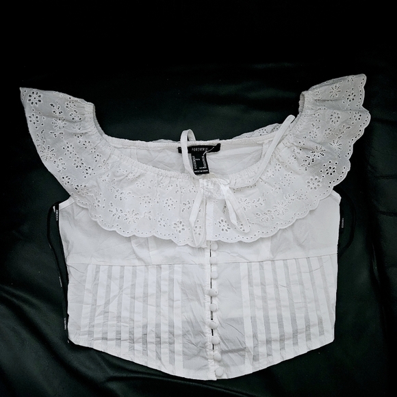 Forever 21 White Eyelet Ruffle Off The Shoulder Open Crop Top Sz XS 100% Cotton - Picture 2 of 7
